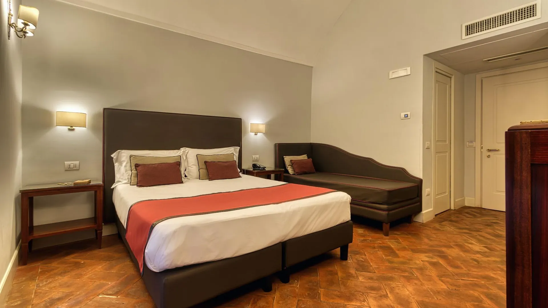 Decumani Hotel De Charme Neapel Italien