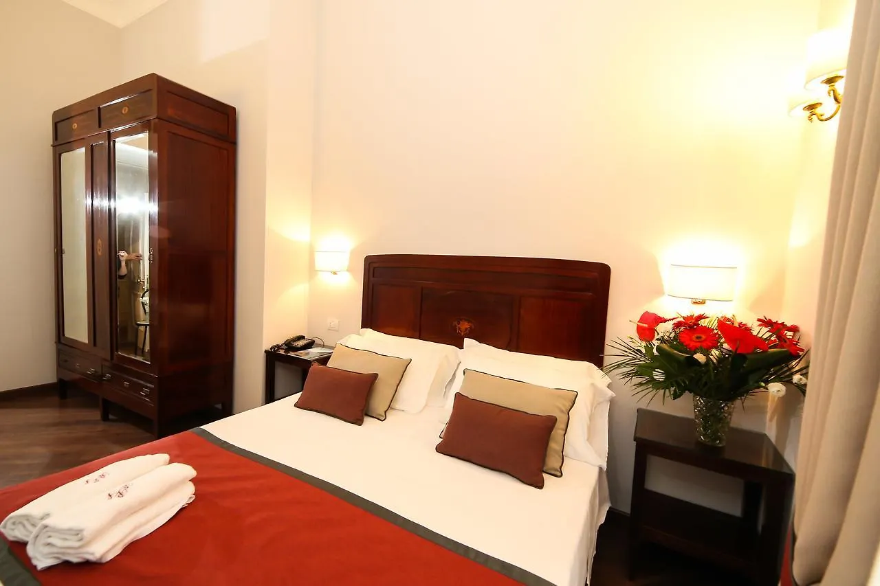 Decumani Hotel De Charme Neapol 4*,
